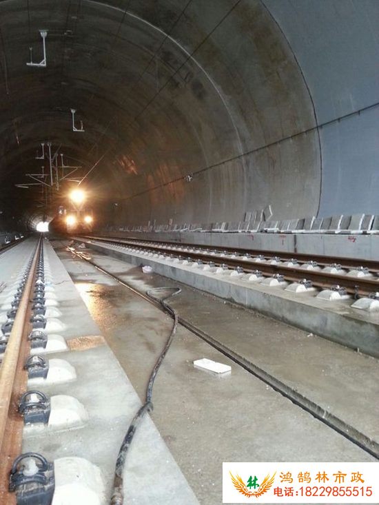 隧道内清洗管道